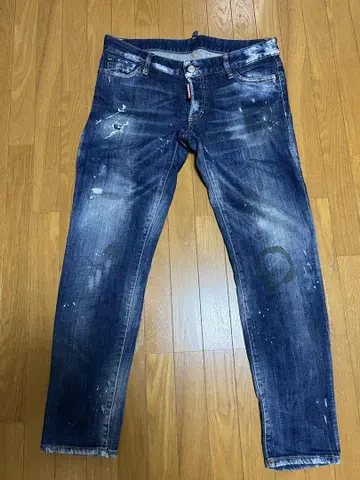 디스퀘어드 44