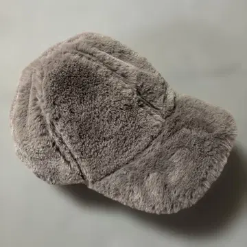 VARZAR FUR LOGO POINT BALL CAP