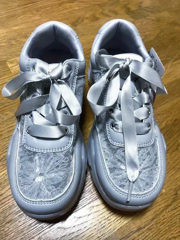 시마무라 아오키 미사코 콜라보 스니커즈