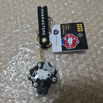 오사카 간사이 만박 블랙 미야쿠미야쿠 산리오 헬로키티 입체 마스코트