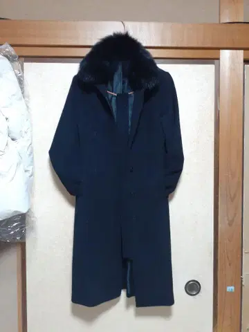 블랙 퍼 롱 코트
