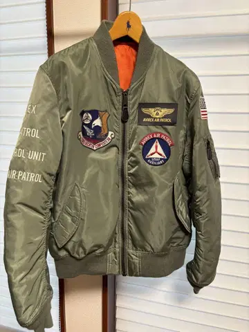 AVIREX MA-1 자켓