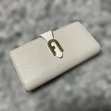 훌라 그레이 가죽 장지갑 로고 포함