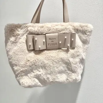 메종 드 플뢰르 퍼 백