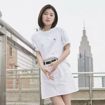 Calvin Klein Jeans 화이트 T셔츠