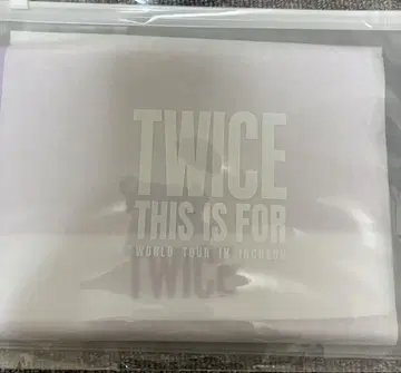 TWICE 사진 슬로건 THIS IS FOR 서울콘
