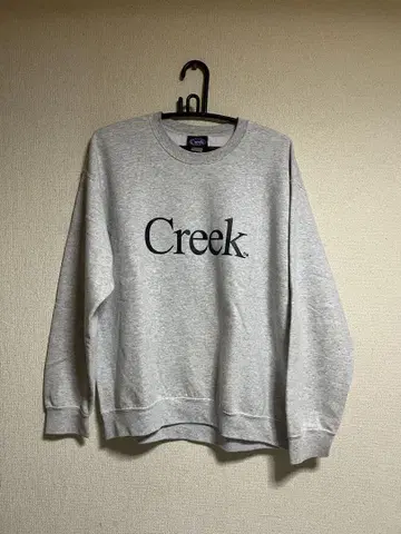 Creek 로고 크루넥 맨투맨 그레이