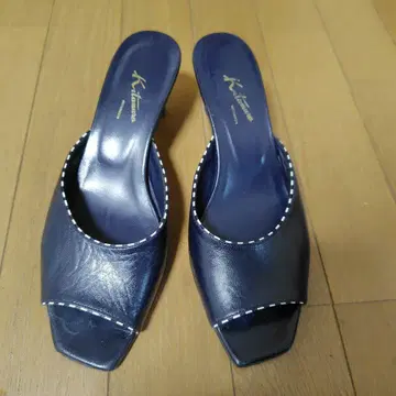 네이비 가죽 오픈토 샌들 Kitamura 23cm