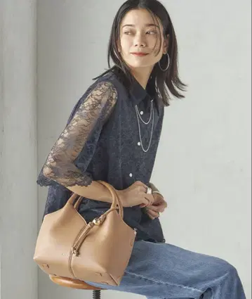 NUCLE 베이지 핸드백