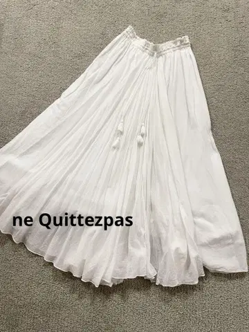 ne Quittez pas  플레어 개더 스커트