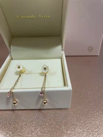 사만다 티아라 귀찌