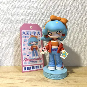 [ POP MART ] AZURA Vintage Lady