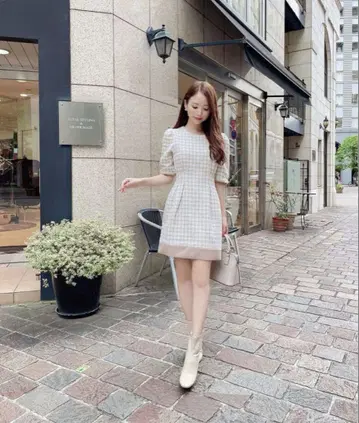 미셸 마카롱 F 사이즈 체크 무늬 반팔 미니 원피스