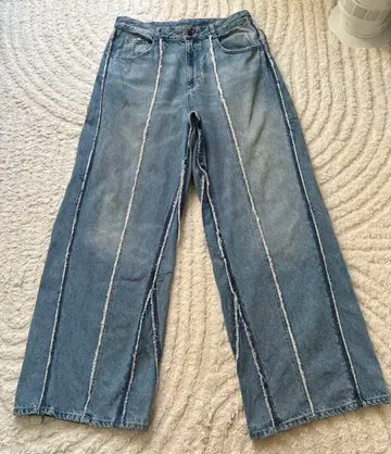 새상품급 즉시 완판 레어 ZARA 프린지 와이드 배기 데님 빈티지 가공
