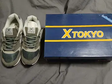 X TOKYO 스니커즈 그레이 새상품 사이즈 26cm