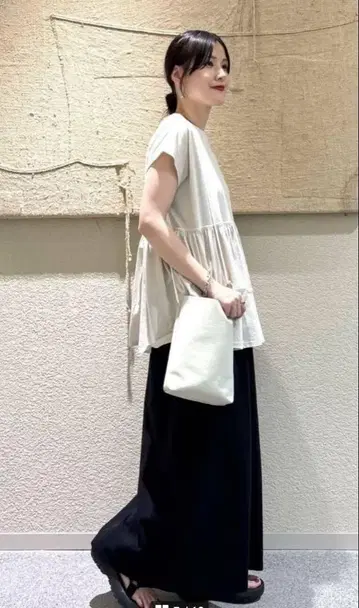 새상품급 카구레 허리 개더 프렌치 풀오버