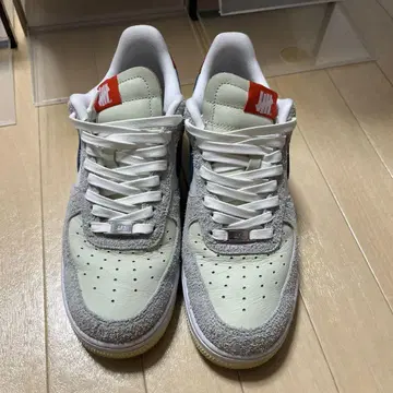 UNDEFEATED Air Force 1 스니커즈