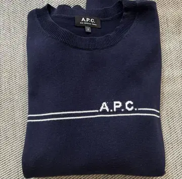 새상품급 A.P.C. 로고 자수 니트 스웨터 남성용 사이즈 S