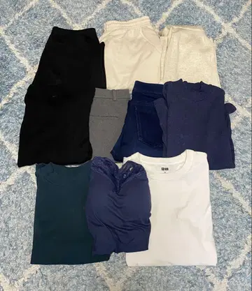 UNIQLO 여성용 의류 묶음 판매 10점