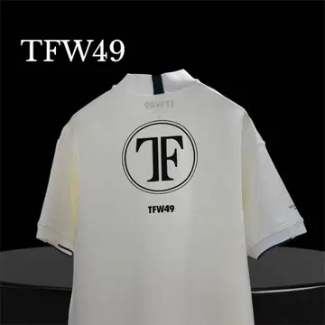 택 포함 새상품 2025AW 신상 화이트 모크넥 TFW49