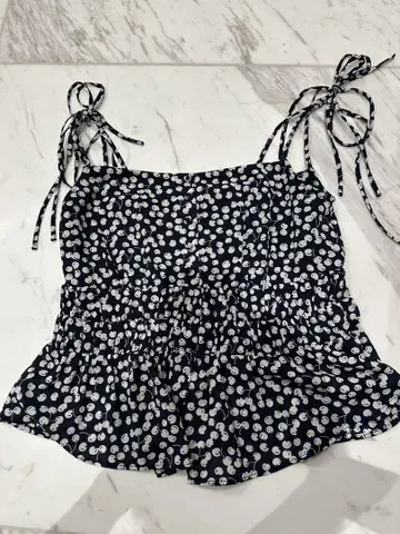 herlipto Cherry Pattern Strap Top navy