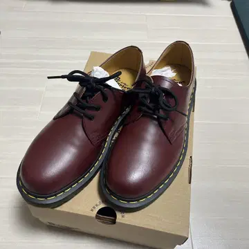 닥터마틴 3홀 체리레드