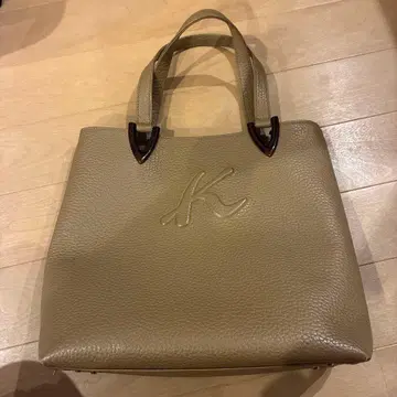 키타무라 kitamura 베이지 가죽 핸드백 로고