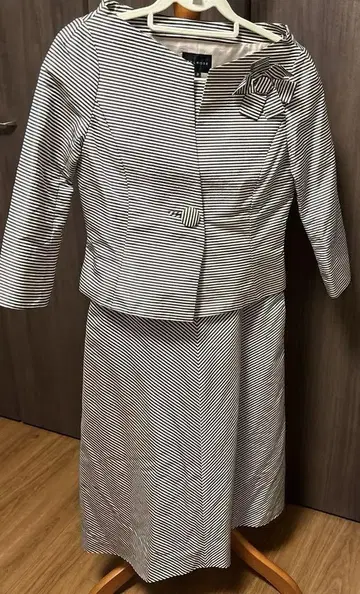 결혼식 드레스 멜로즈