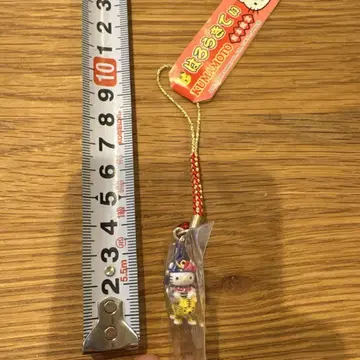 [미개봉] 구마모토 한정판 헬로키티 스트랩 약 5.5cm 지역 한정 키티