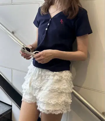 레이 카즌 V넥 셔츠