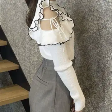 숄더 오픈 프릴 니트 dazzlin 화이트 화이트