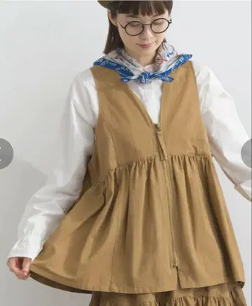 lupilien 루필리앙 바이오 워시 가공 밑단 플레어 베스트
