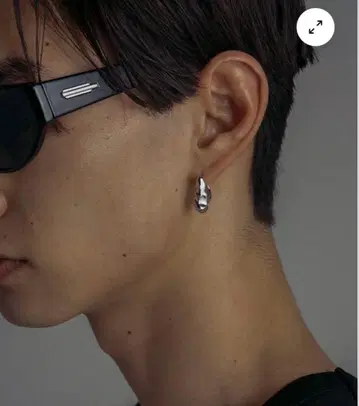 jentlouis 귀걸이 한쪽