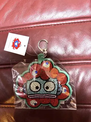 오사카 만박 미야쿠미야쿠 키라키라 가죽 키링 한교동 참 산리오