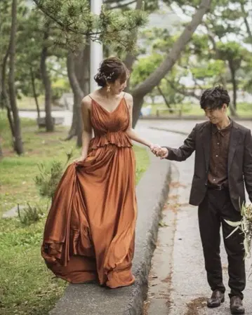 미하루 드레스 테라코타 V넥 롱 드레스