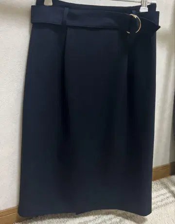 노리즈 타이트 스커트