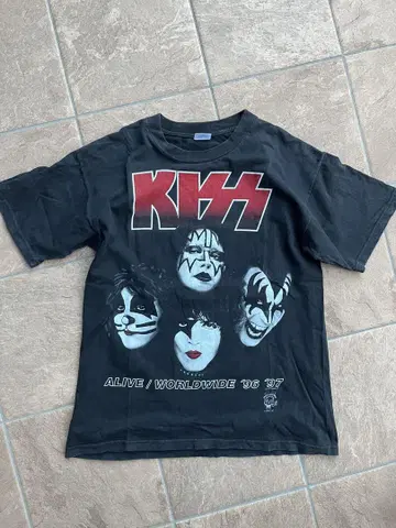 KISS 티셔츠