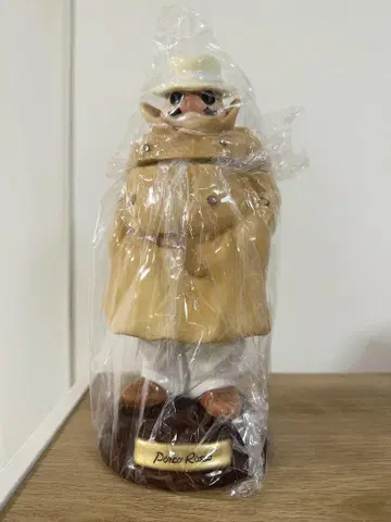 붉은 돼지 캐니스터