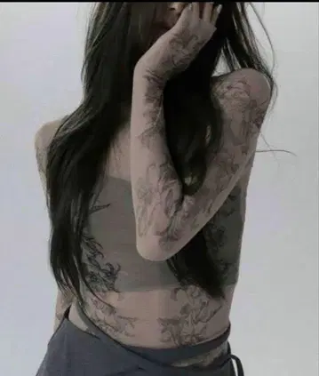 Melt the lady lily tattoo tops