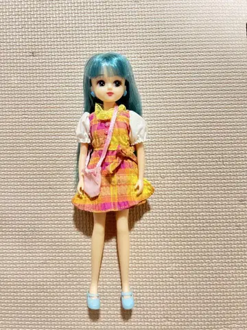 리카짱 프렌드 이즈미짱 타카라 90년대 스카이블루 머리 드레스 포함