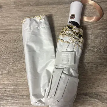 화이트 레이스 장식 접이식 우산