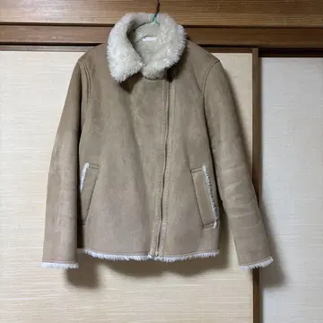 새상품 UNIQLO 무스탕 코트 M