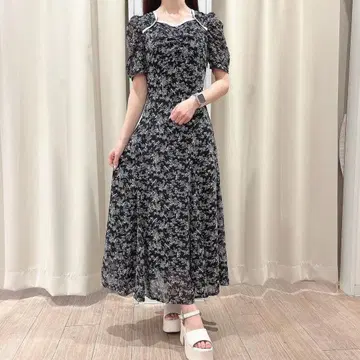 anmille 안미르 백 레이스업 플라워 원피스