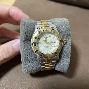 SEIKO 다이버 워치 스쿠버200