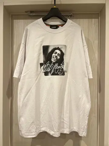 XLARGE x BOB MARLEY BOX LOGO S/S TEE