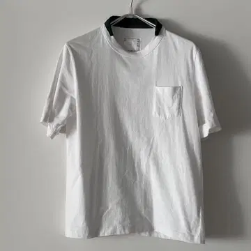 sacai 화이트 T셔츠 20-02282M 사이즈2