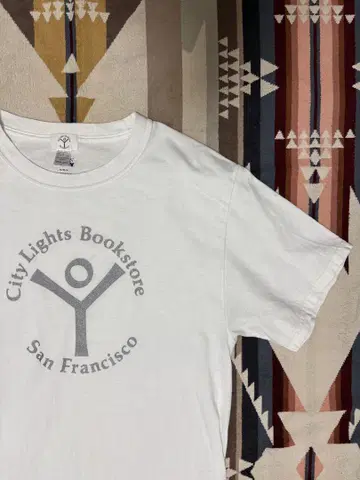 city lights bookstore T셔츠 hanes BEAMS