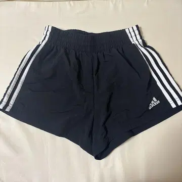 adidas 여성용 나일론 숏팬츠