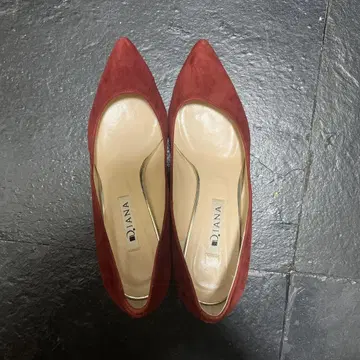 DIANA 스웨이드 펌프스 5cm 힐