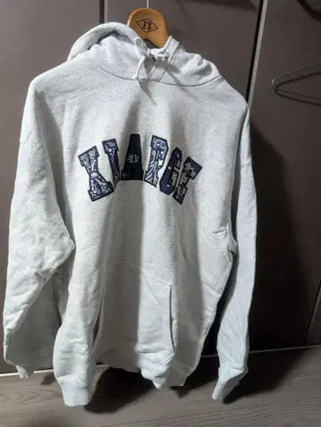 XLARGE 페이즐리 무늬 후드티 후디